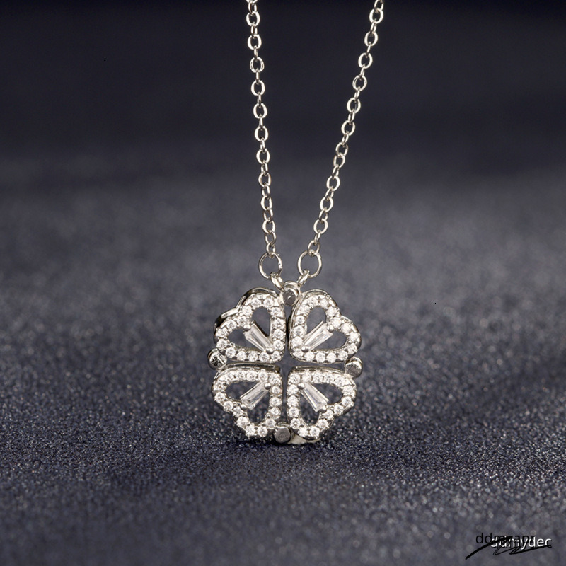 2025 New Designer Heart Necklace, Sexy Lady's Light Casual Beach Lucky Clover Collarbone Chain Outdoor Jewelry ddmydec Necklace ddmydec