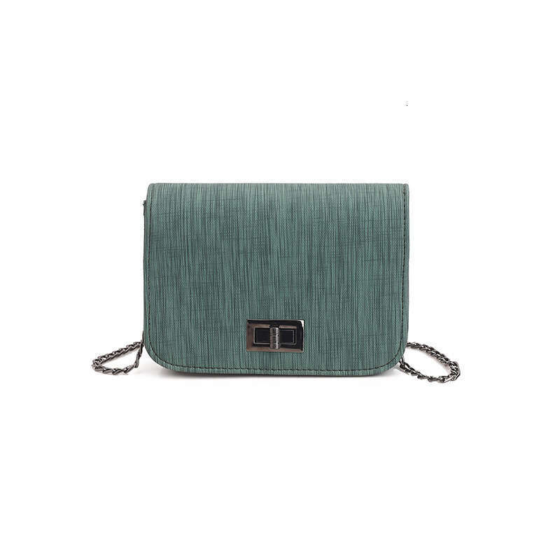 2021 New Women's Square with Turn Lock Chain, Single Shoulder Crossbody Bag, Fashionable Mini Small Bag