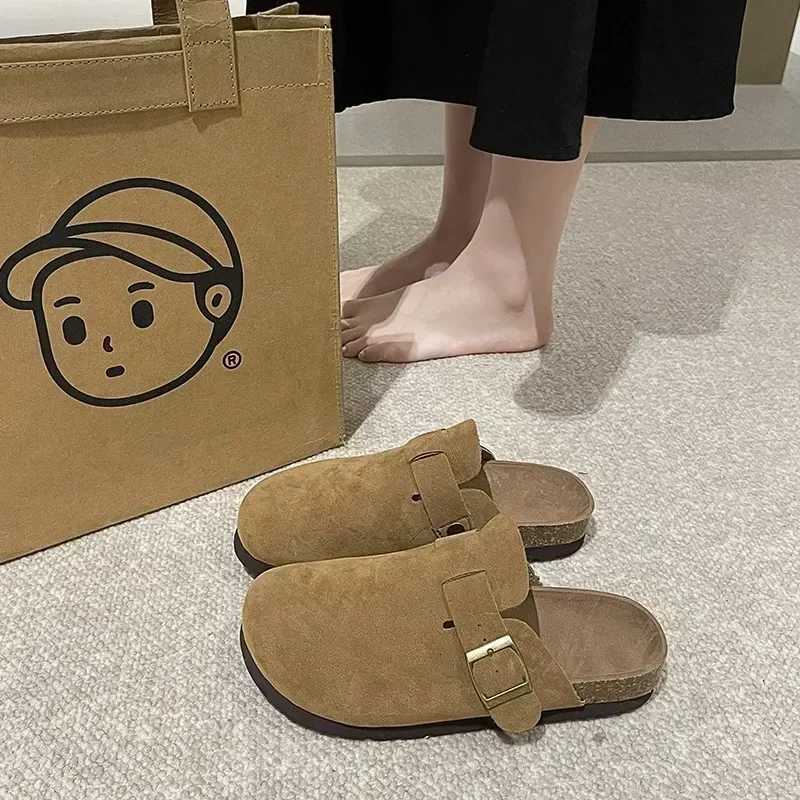 Womens Cork Clogs Shoes Flat Closed Toe Thick Soled Slippers for Women Outdoor Casual Womens Flat Slippers Zapatos De Mujer W250905