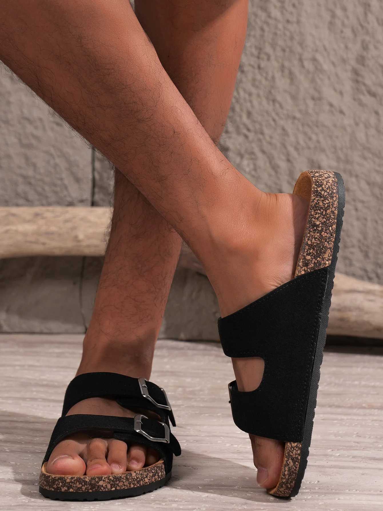 Mens Fashionable Slippers Casual and Versatile ThickSoled NonSlip Home Outdoor SlipOn Beach Sandals W250905