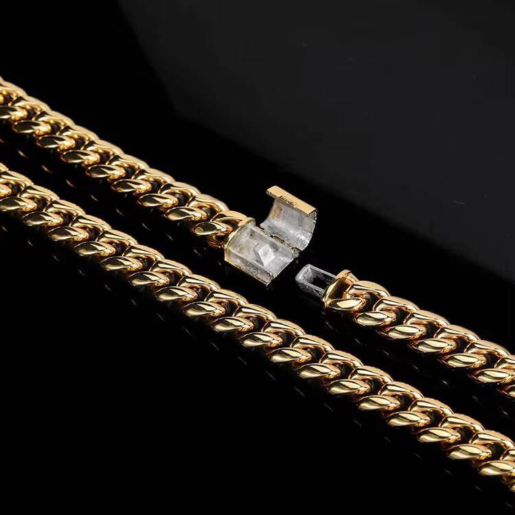 GZYS JEWELRY Wholesale High Quality New Design Dubai Pure Gold Plated Cuban Link Chain Necklace Women Men Gold Chain