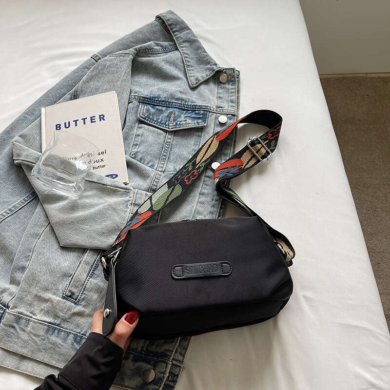 Thickened Oxford Cloth for Women 2025 New Trendy Fashion Single Shoulder Commuter Large Capacity Versatile Casual Crossbody Bag