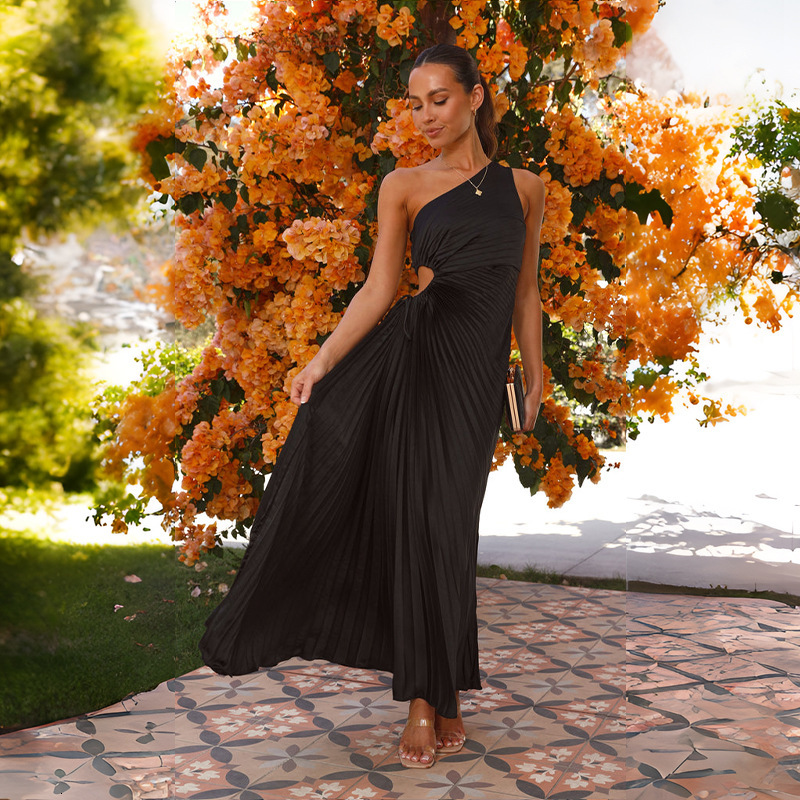 Hot Sale 2024 Spring Summer New Fashion Slim Fit OneShoulder Hollow Pleated Dress