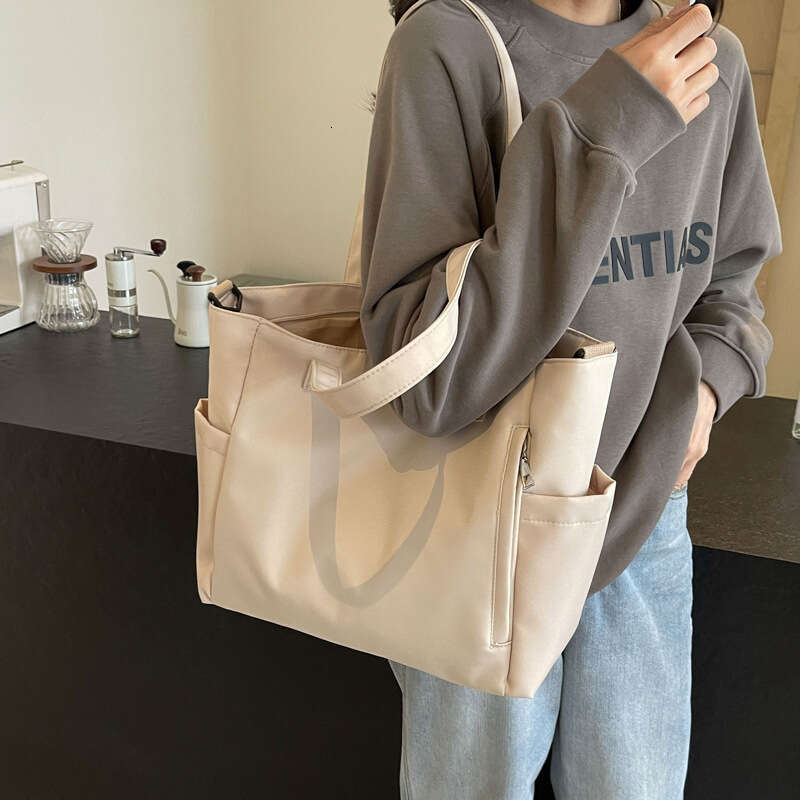 New Crossbody Tote Bag Women, Large Capacity, Suitable for Class and Commuting, Waterproof Shoulder Bag, Handbag, Light Luxury