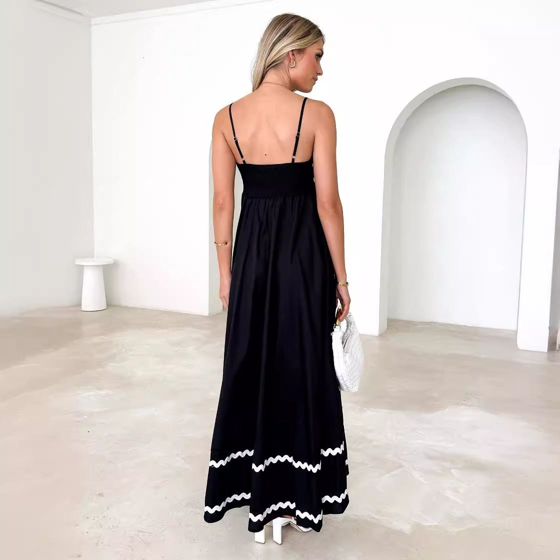 2024 Summer Strap Low Square Neck Layered Flowy Beach Vacation Party Long Dress