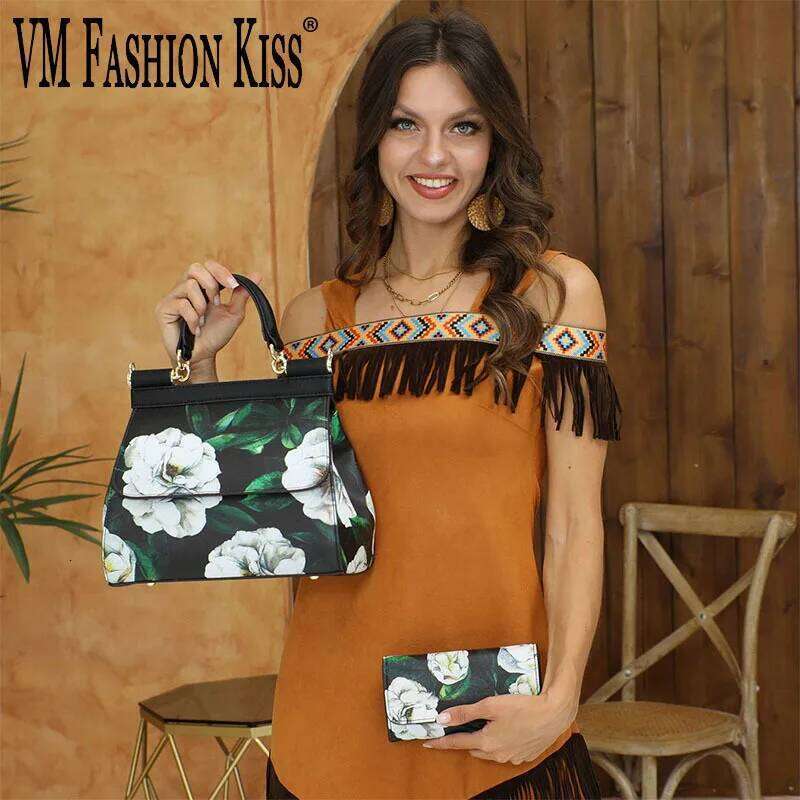 36 Women's Handbag Sets In Luxurious Prints, Versatile And Practical, Can Be Carried By Hand, On Shoulder Or Across The Body