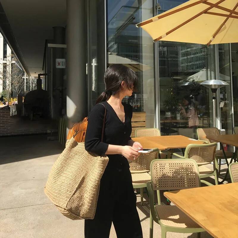 2025 Women Handbags Handmade Woven Summer Beach Big Shopper Purses Large Capacity Straw Tote Bag Designer