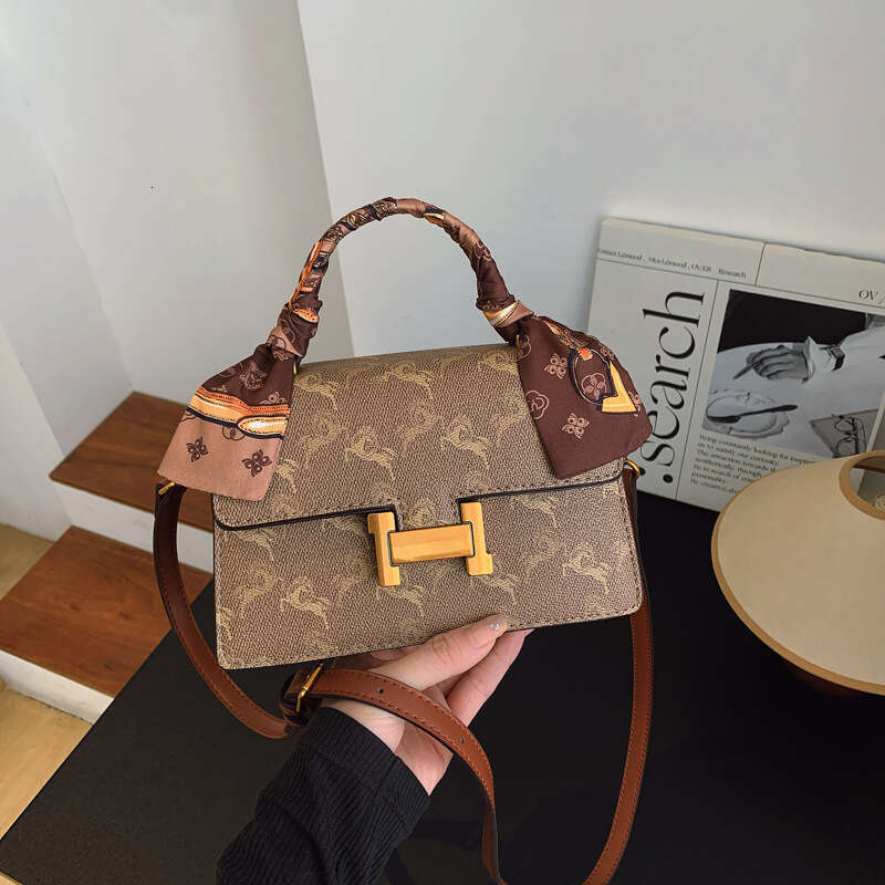 Fashion Luxury Bags Small Square Bag Elegant Handbag Small Square for Women 2025 New Pattern Commuter Single Shoulder Crossbody Bag