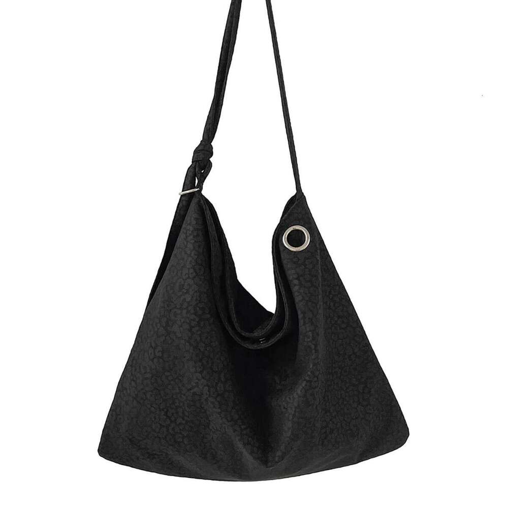 Casual Leopard Print for Women Versatile 2025 New Large Capacity Tote Commuter Crossbody Shoulder Bag