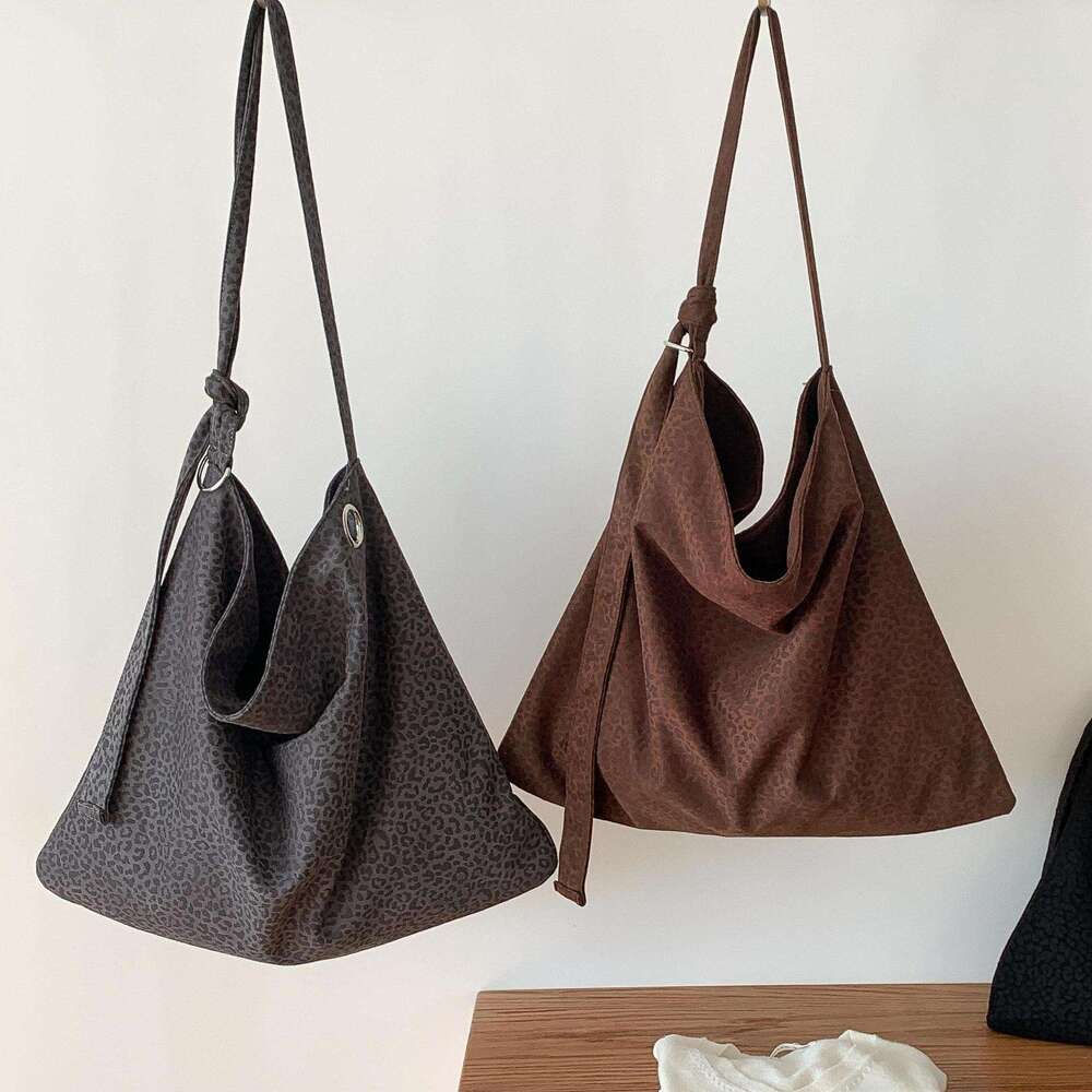 Casual Leopard Print for Women Versatile 2025 New Large Capacity Tote Commuter Crossbody Shoulder Bag