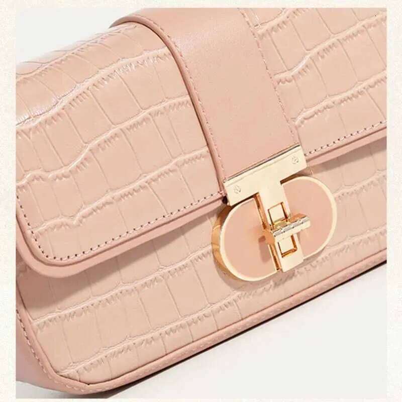 2025 New Stylish Shoulder For Women Ins Style Flap PU Leather Underarm Fashion Female Crossbody Bags Handbagsc241216