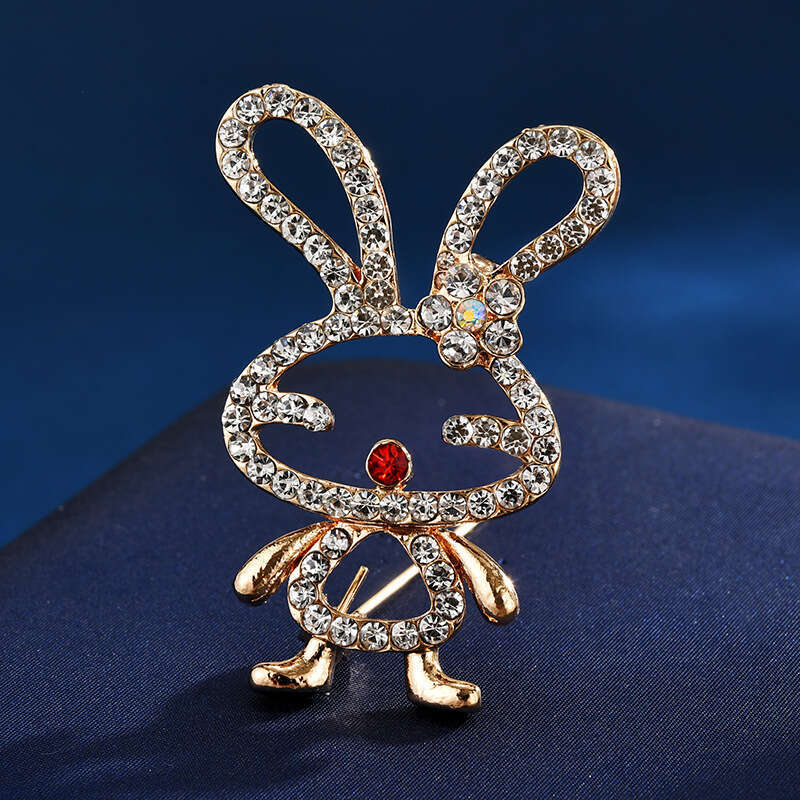 Fashion Hot-Selling Cute Little White Rabbit Rhinestone for Women High-End Suit Sweater Brooch Accessory Versatile Clothing Pin
