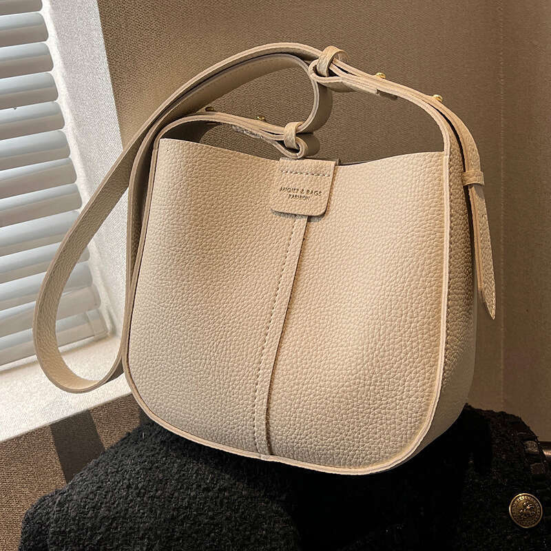 Versatile Small for Women 2025 Spring Summer New Fashion Single Shoulder Crossbody Commuter Mother and Child Bucket Bag