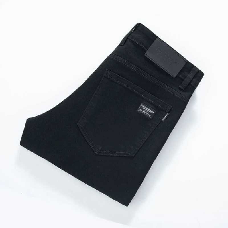 Trendy Mens Streetwear Jeans Solid Color Straight Fashion Business Casual Denim Trousers Man Stretch Washed Classic Cowboy Pant W250905