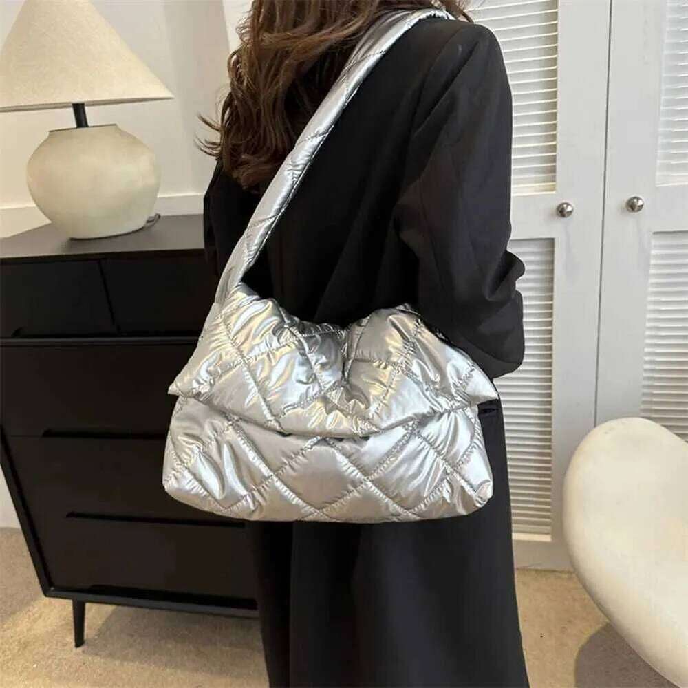 Puffer For Women Fashion Quilted Shoulder 2023 Winter Down Cotton Padded Crossbody Bag Nylon Padding Handbags