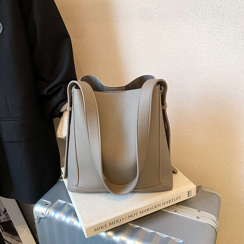 Women's Versatile Mother-Daughter Autumn Winter New Style Commuting Large Capacity Single Shoulder Crossbody Bag