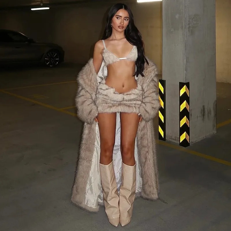Faux Fur Bodycon Mini Skirts Fall Winter Women Fashion Sexy Low Waist Hipster Furry Night Clubwear Bottoms Streetwear Skirt 250905