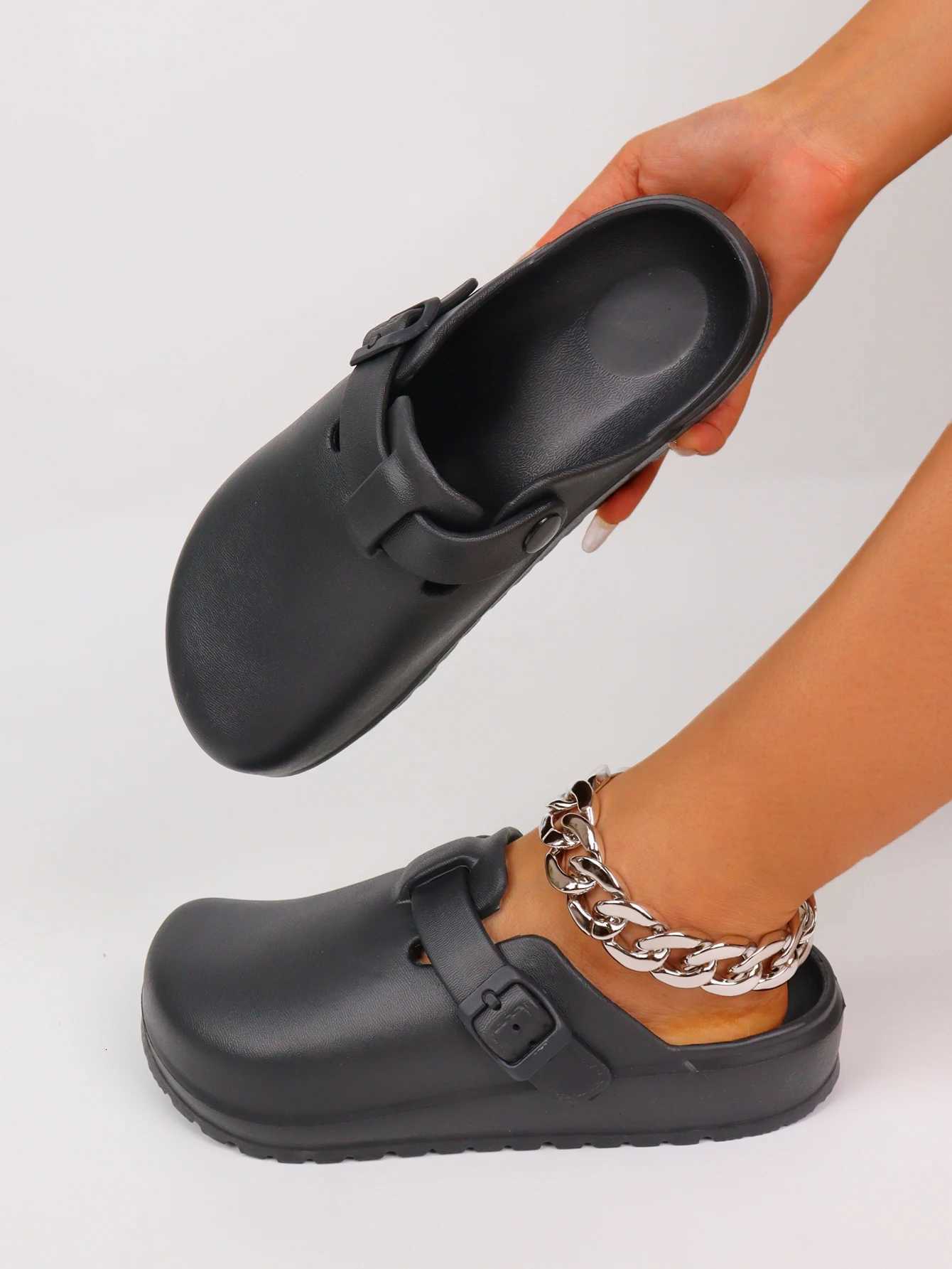 Summer Women Clogs Eva Beach Sandals Waterproof Slippers Casual Couple Mules Shoes W250905