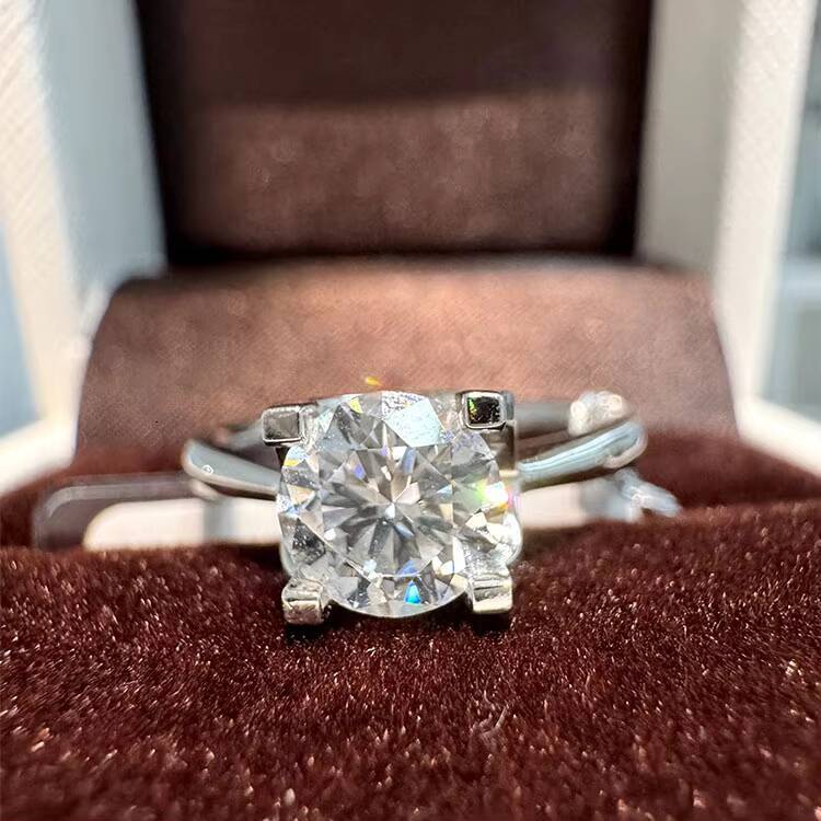 VOAINO Custom Igi Certified Vvs Cvd Lab Grown Created Diamond 10k 14k 18k Gold Four Claws Round Brilliant Cut Engagement Ring