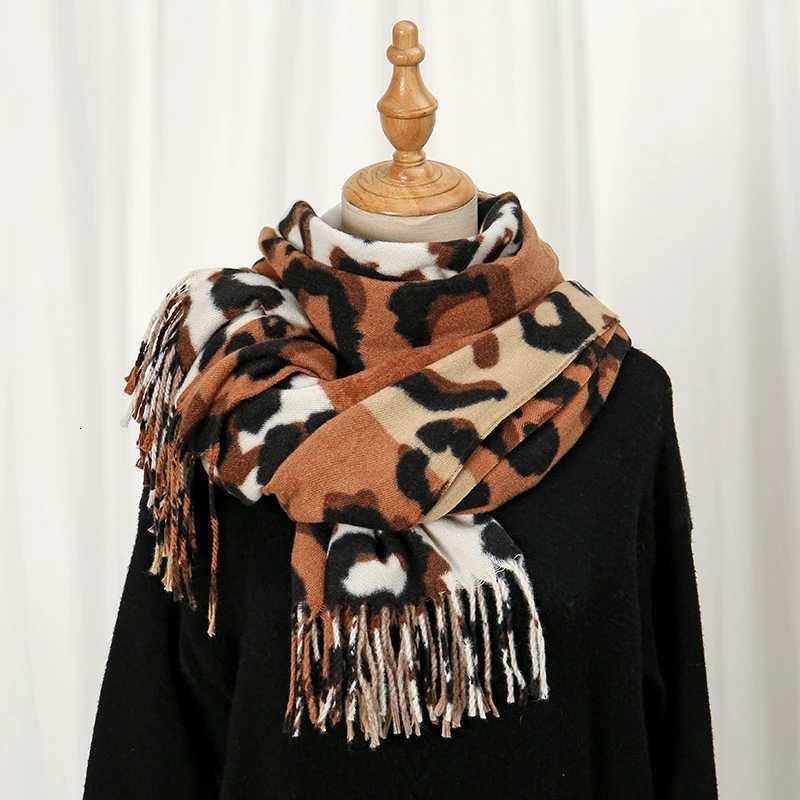 New Leopard Patchwork Cashmere Scarf Shl Wr Women Tassel Winter Warm Blanket Shl Thick Stoles Tippet 2024 ScarfXJ250905