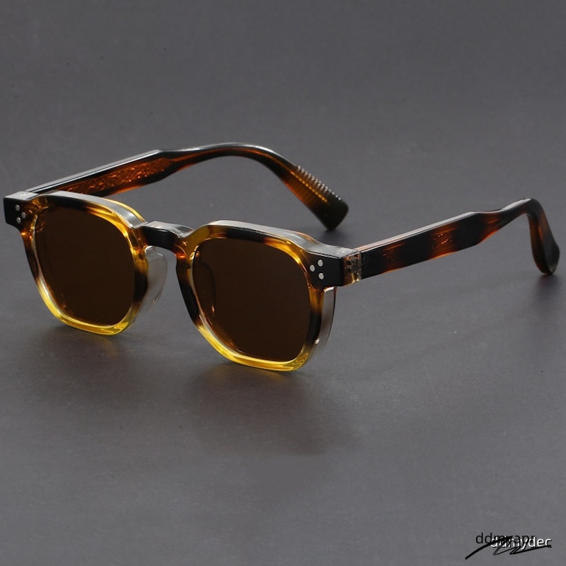 Vintage Steampunk Sunglasses Men Round Thick Glasses Women Retro Goggles Gothic Y2k Futuristic Cool INS Niche Circular High-End Sturdy Metal Inlay Ddm