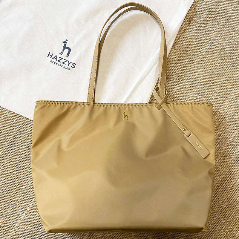 Korean Hazzys Huggies Women's Large Capacity Commuter Fashion Versatile Single Shoulder Nylon Tote Bag