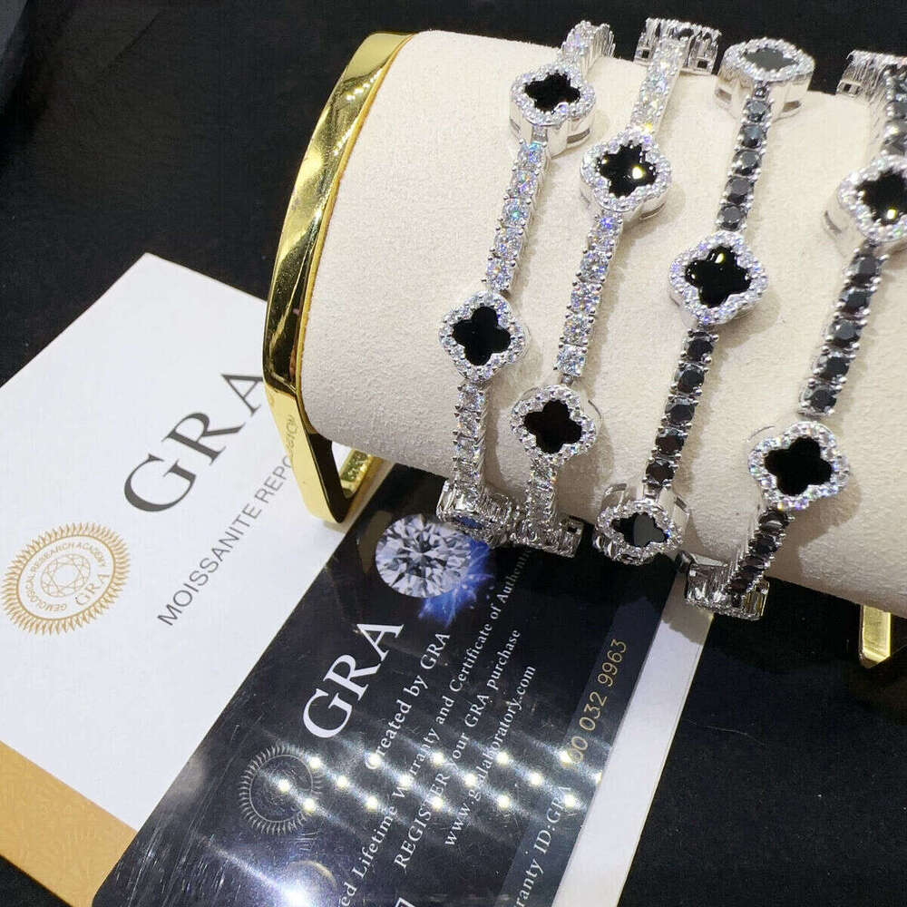 High-quality pure silver VVS agate stone tennis fashion hip-hop cracked clover bracelet