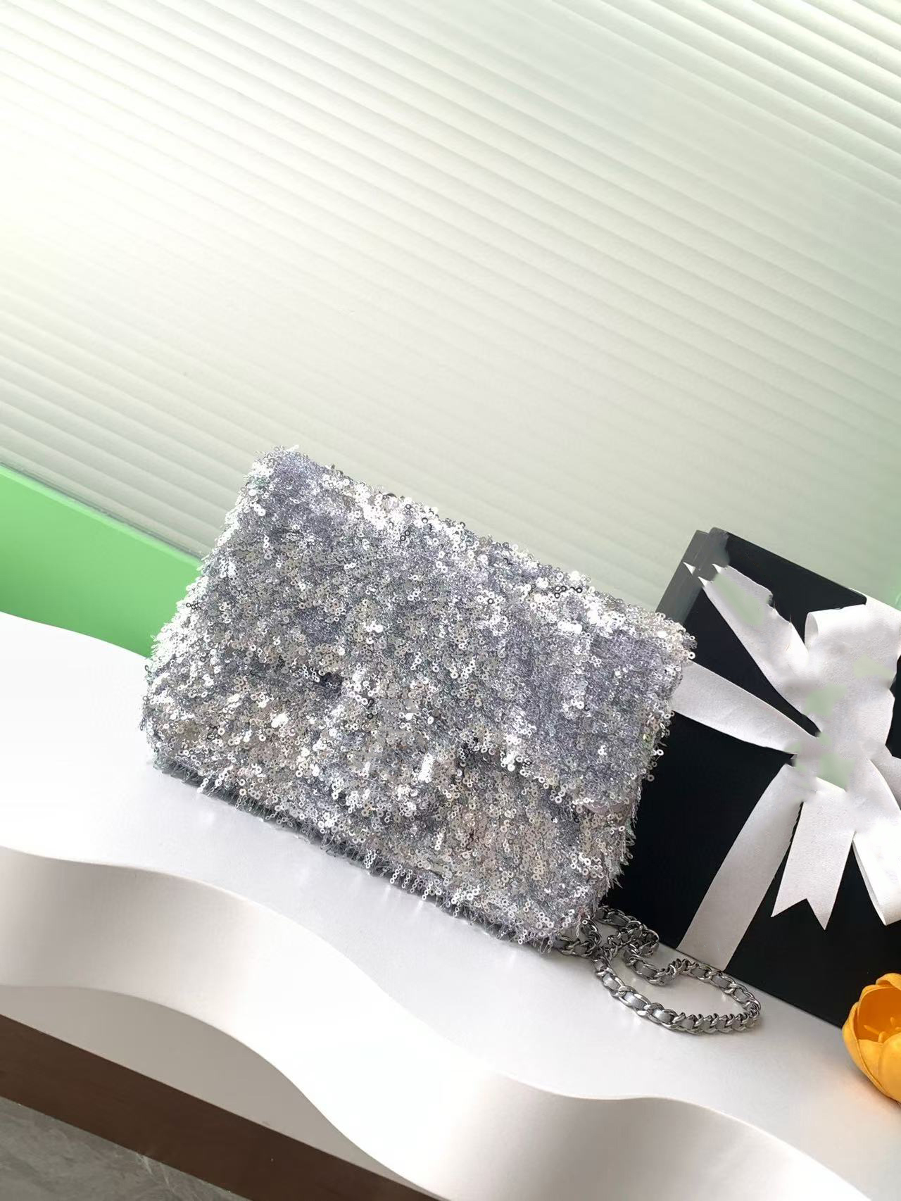 High-quality luxury designer handbags, women's fashion classic beaded cross-body bags, women's new handbags, luxury one-shoulder cross-body bags.