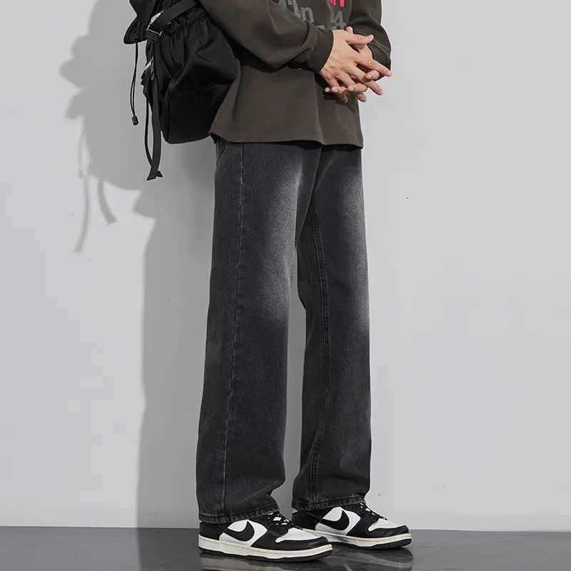 Jeans Men Wide Leg Explosive Jeans Male Loose Straight Denim Pants 2025 Autumn Harajuku Vintage Blue Trousers Streetwear Clothes W250905