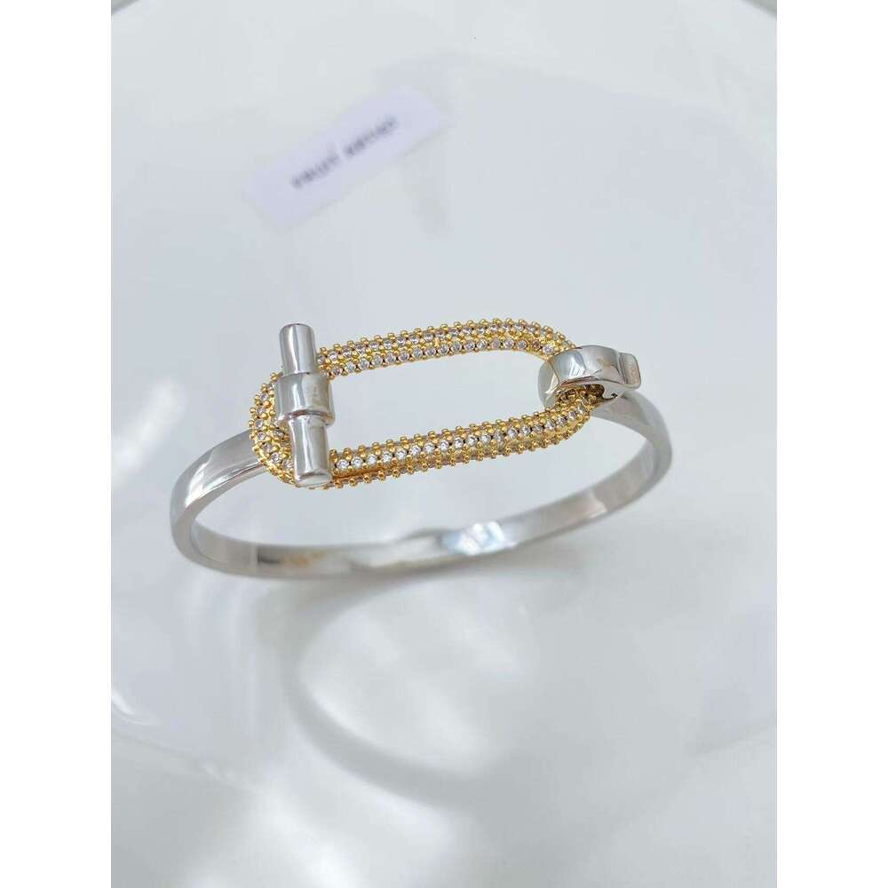 New Horizontal Bar OT Series Pig Nose Light Copper Inlaid Zircon Bracelet Ring for Women