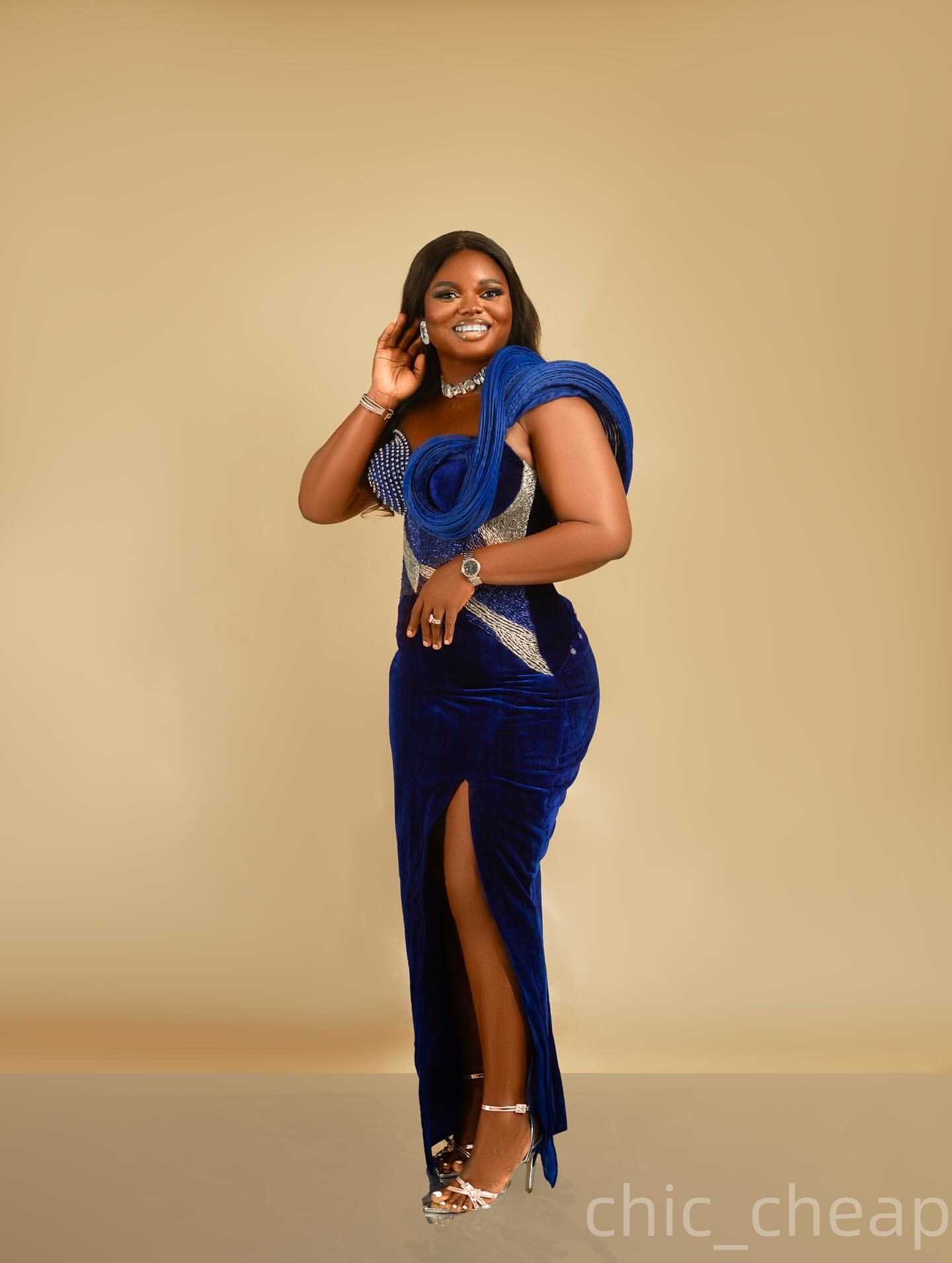 Aso Ebi Royal Blue Sheath Prom Dresses 2025 Beaded Crystals Velvet Evening Formal Party Second Birthday Engagement Gowns Plus Size Dress For Special O