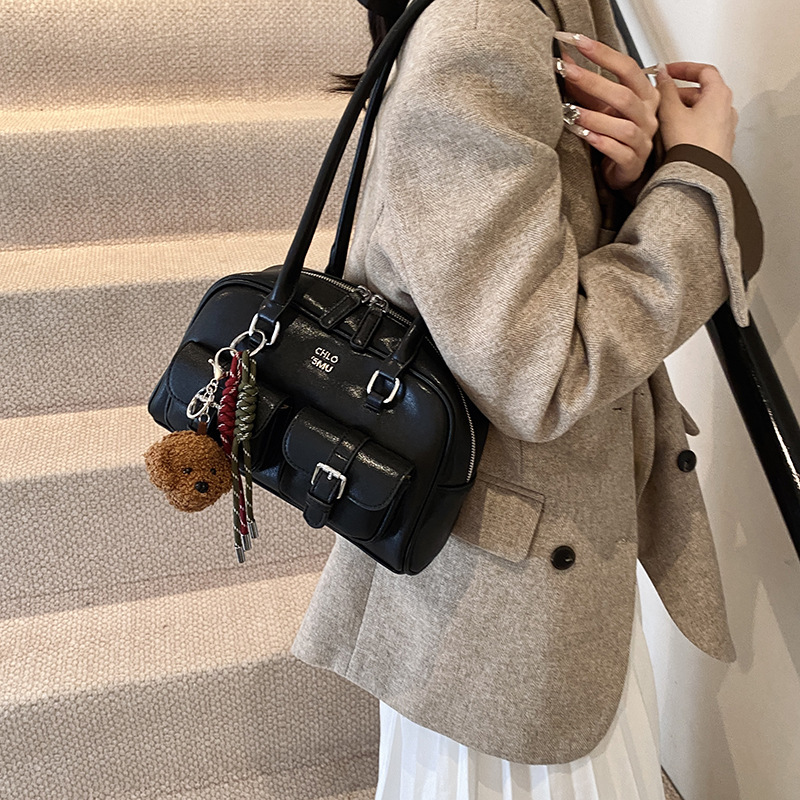 Free shipping designer bags for womens Shoulder bags brown black New French style niche fashion design retro single shoulder handbag