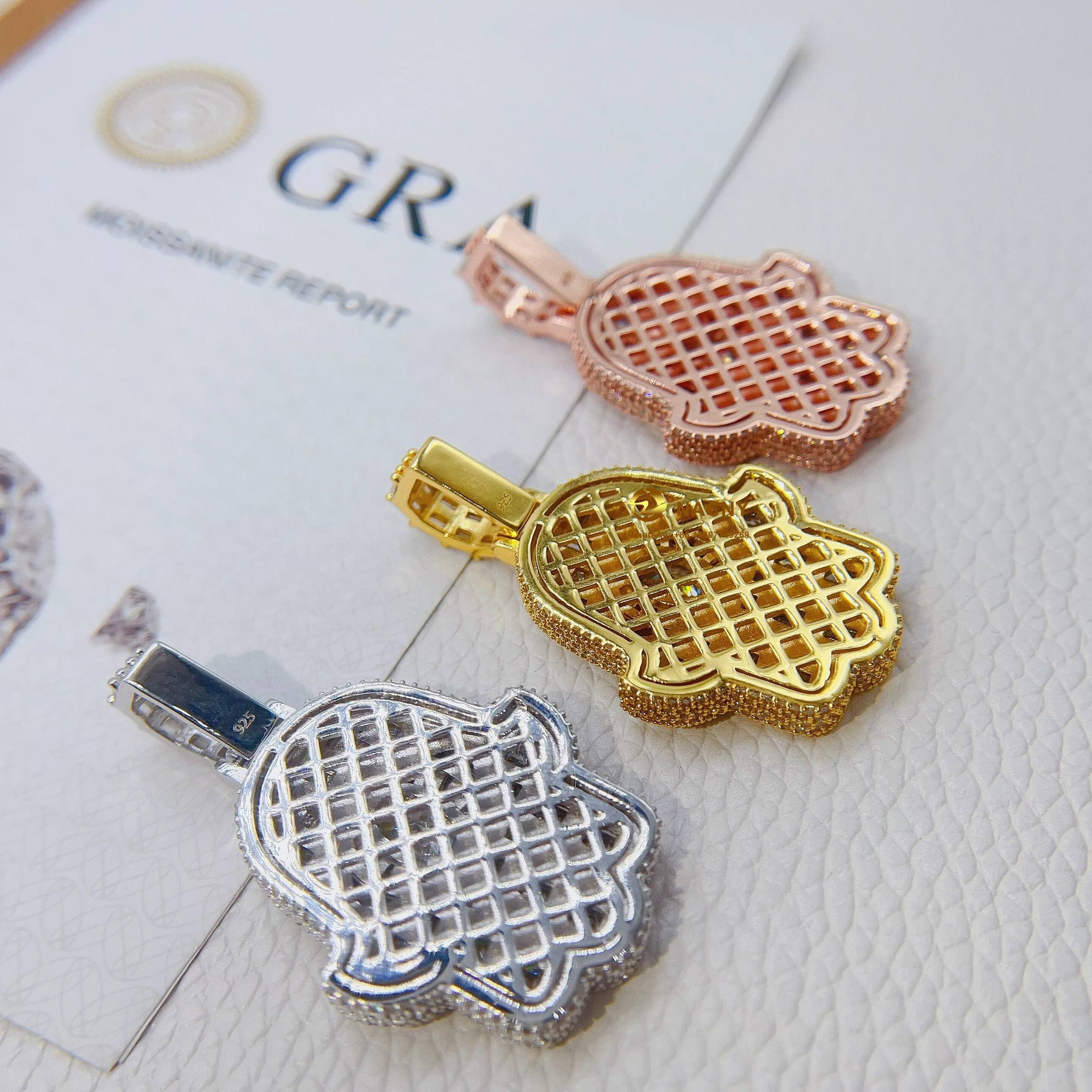 Fine Jewelry 925 Sterling Silver Iced Out Vvs Moissanite Diamond Egyptian Eye Hamsa Hand Pendant Necklace for Women