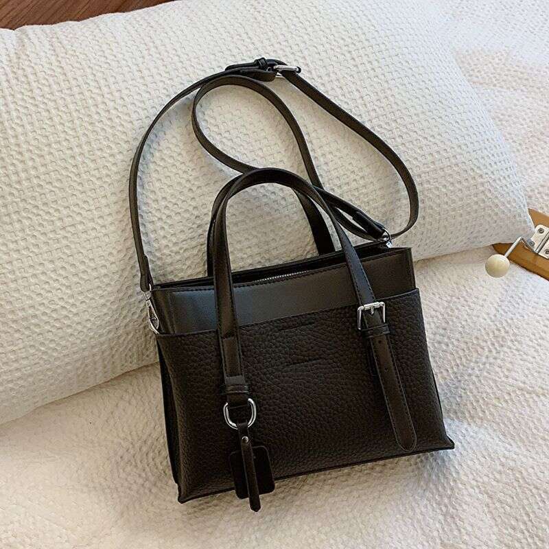 Korean Version Of Versatile Commuting Handbag For Women In 2024, New Solid Color Fashionable Casual Tote Bag, High-End