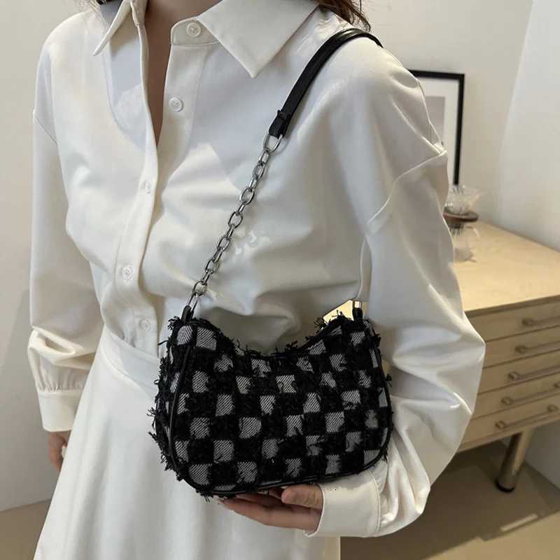 Trendy New Design Single Shoulder Bag Vintage Denim Underarm Bag Star Womens Handbag and Purse Z250903