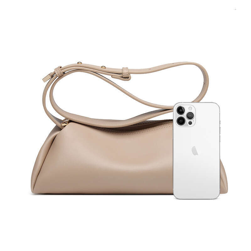 Casual Lightweight Travel Crossbody Bag for Women 2025 New Trendy Single Shoulder Versatile Soft Leather Pillow Shape