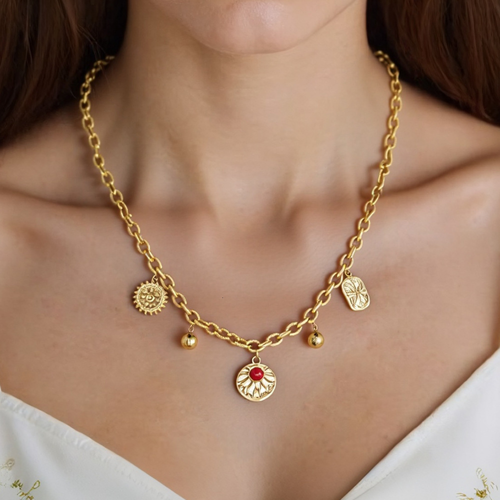 Stainless Steel Necklace Skull Heart Pendant Highend Versatile 18K Gold Nonfading Collarbone Chain Y200810