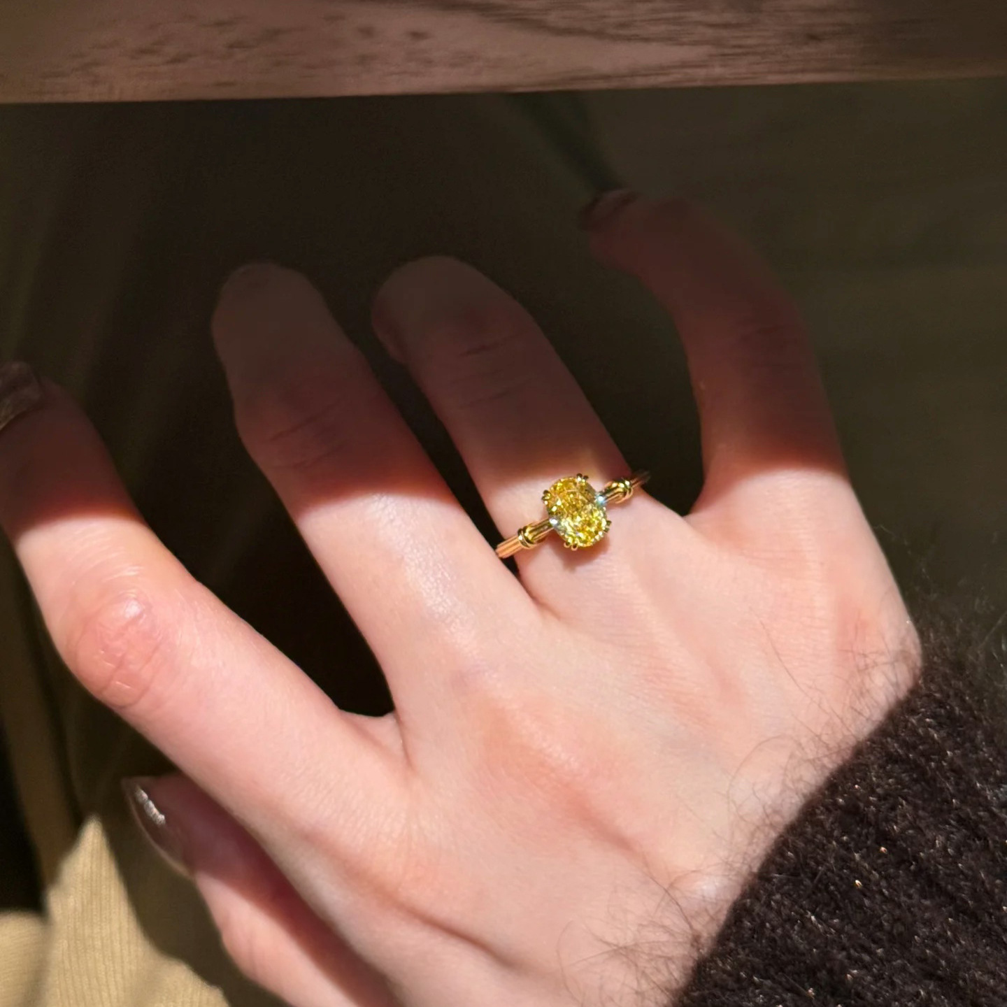 2025 Ins Top Sell Wedding Rings Luxury Jewelry 18K Gold Fill Oval Cut Yellow 5A Cubic Zircon CZ Diamond Gemstones Party Elegant Women Open Ring Adjust