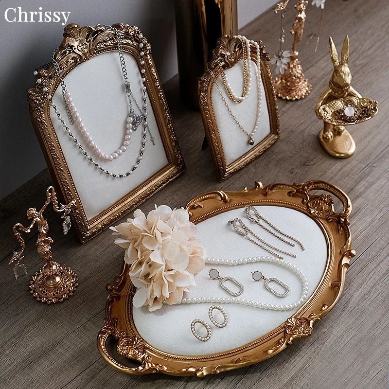 Retro Resin Velvet Jewelry Display Stand Earring Holder Vintage Jewelry Storage Organizer for Home Decor 250904