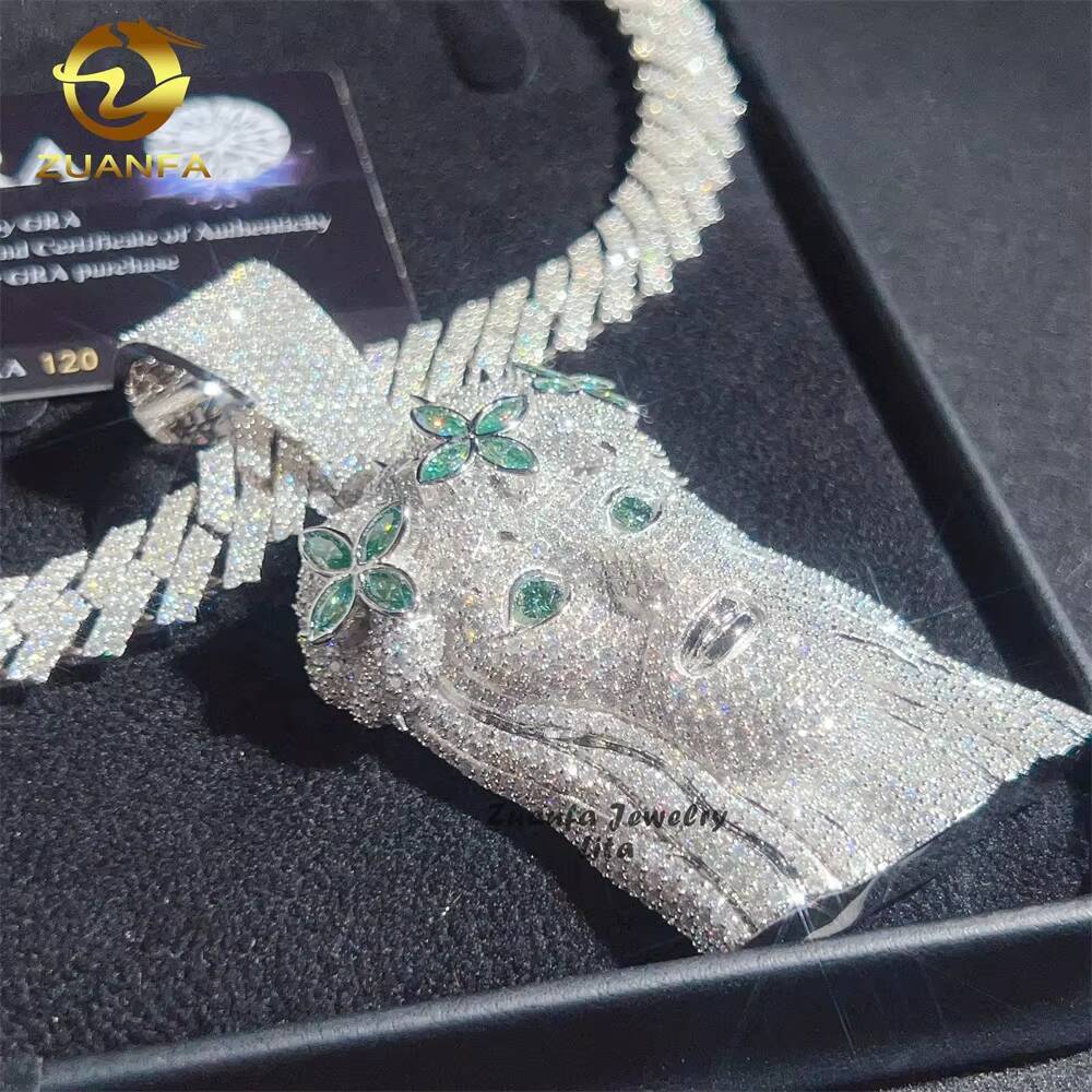 Hot Selling Hip Hop Blue Green Diamond 3D Custom 25 Tall Iced Out Silver Moissanite Jesus Pendant
