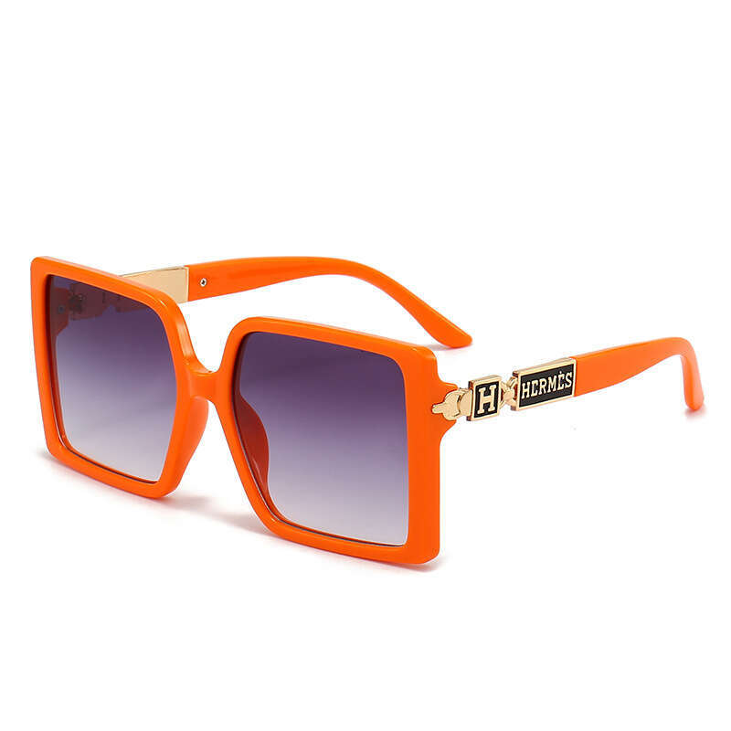 New Women's Large Frame Trendy Casual Sunglasses Driving Travel Vacation Glasses 8803 e2a