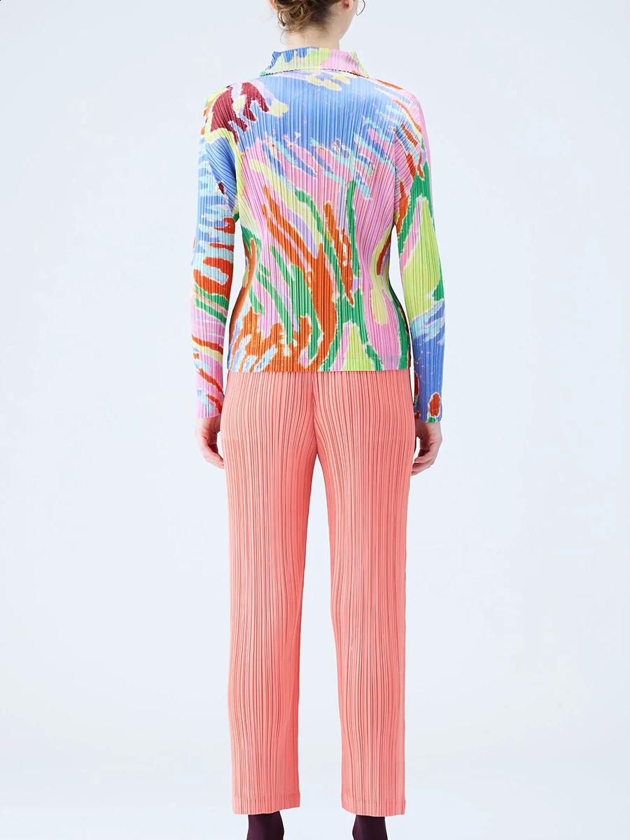 Miyake Pleated Printed Long Sleeve Polo Shirt 250905