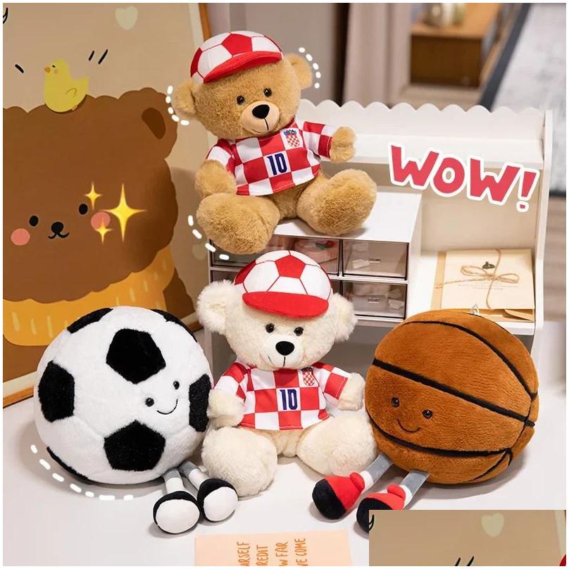 Plush Dolls 25Cm Cute Football Basketball Doll Teddy Sports Pillow Fun Shape Cushion Childrens Gift Cup Ball Toy Drop De Ot4Pm XJ260303
