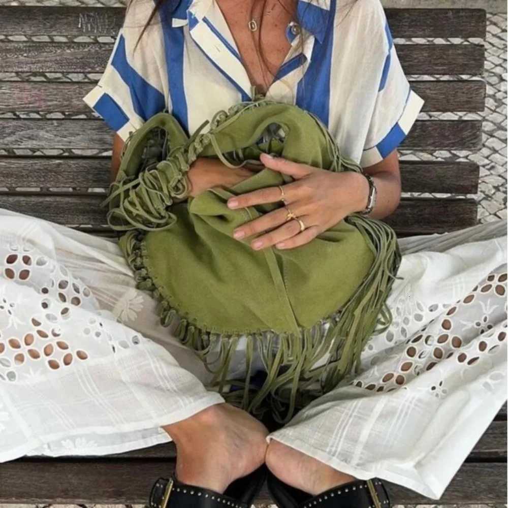 New Long Tassel Womens Shoulder Bags Faux Suede Tote Bag Designer Handbags Half Moon Hobos Frosted Shopper Purses Female Z250903