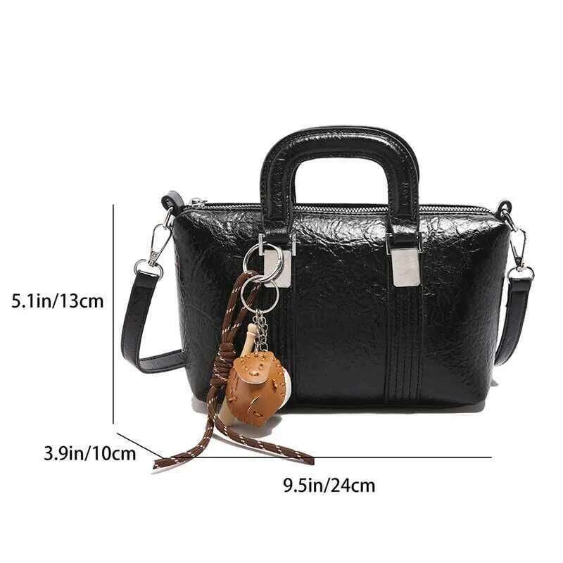 Ladies Vintage Classic Handbag With Noble Temperature Cross Body Winter New Style Fashionable Zipper Shoulder Bag