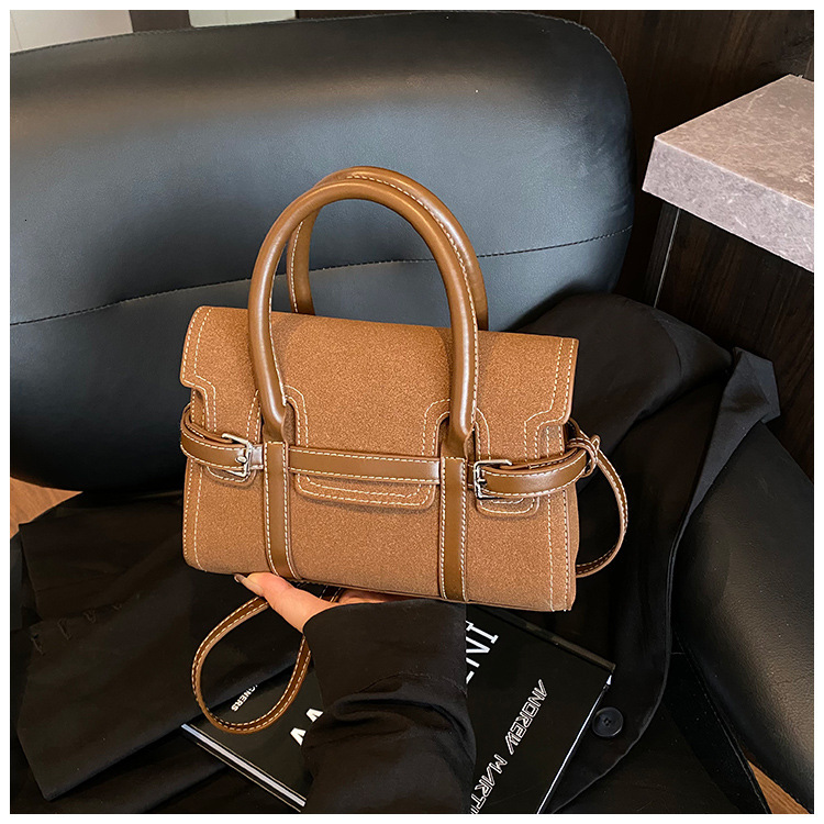 2025 new collection Elegant Niche Handbag Fashionable Single Shoulder Armpit Women's Bag Casual Autumn New Designer Crossbody