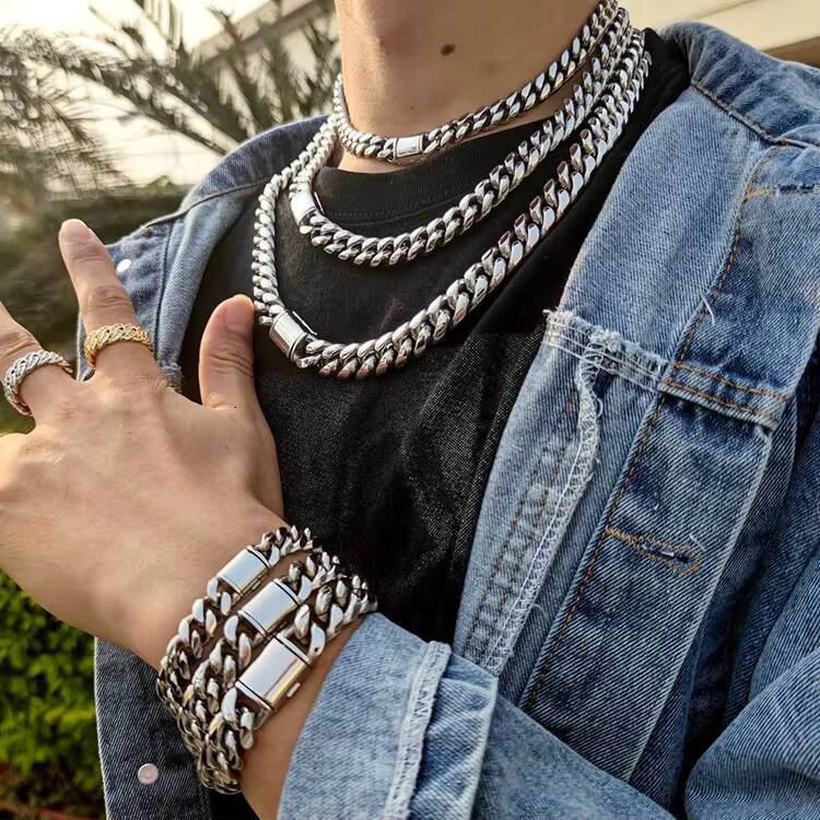 GZYS JEWELRY Wholesale 10 12 14 mm High Quality New Design 18k Gold Chain Men Cuban Link Chain Necklace for Men