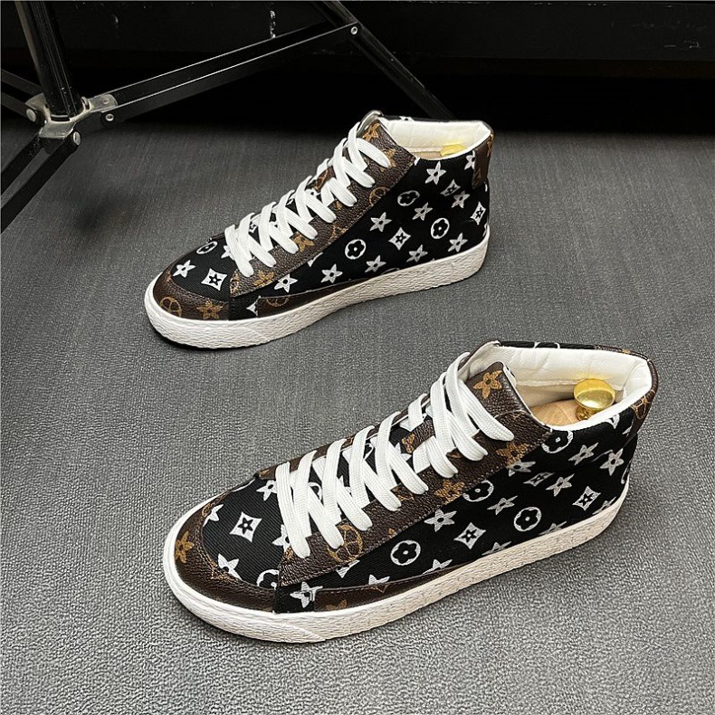 casual shoe Free shipping leisure sports High top board Versatile shoes spirit of young men trendy youth lace up high top men's shoes hot