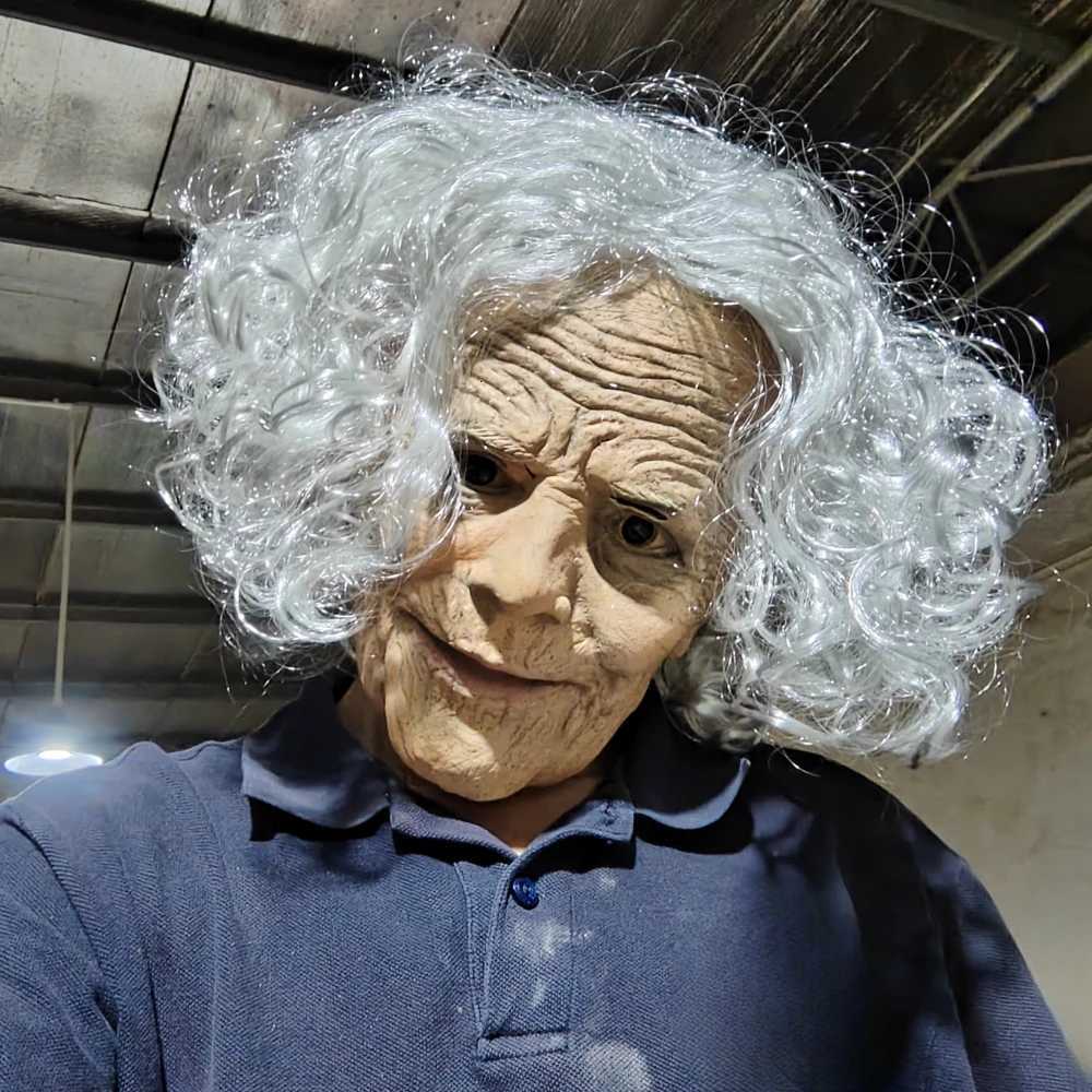 Realistic Granny Old Woman Latex Mask Moving Mouth Soft Rubber Lady Grandma Masques With Wig Halloween Costume PropsXJ250905