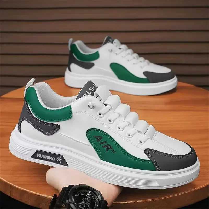 2025 Trend New Mens Shoes Leather Fashion Lowtop Mens Casual Trendy Shoes Running Sports Z250905